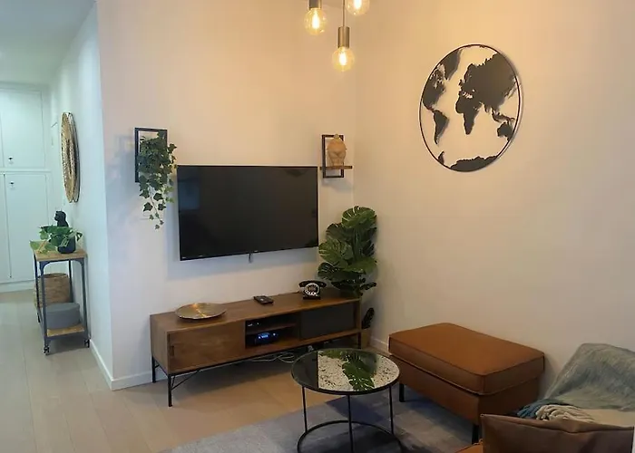 Appartement Avec Parking Gratuit Sur Place 5D